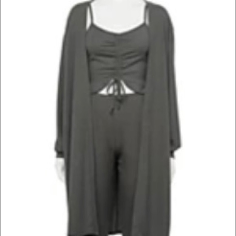 NWT Live To Be Spoiled Ribbed Knit Cinched Tank Top Oversized Cardigan 
MEDIUM